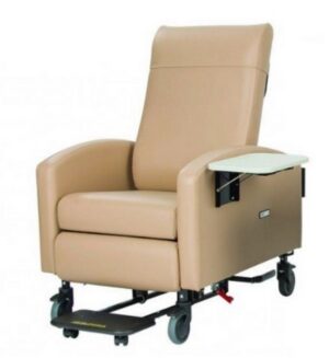 Winco Verō XL Care Cliner, Push Back, Fixed Arms, 5" Casters