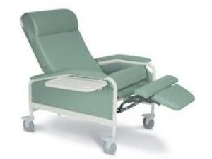 6540 XL Bariatric CareCliner Clinical Recliner